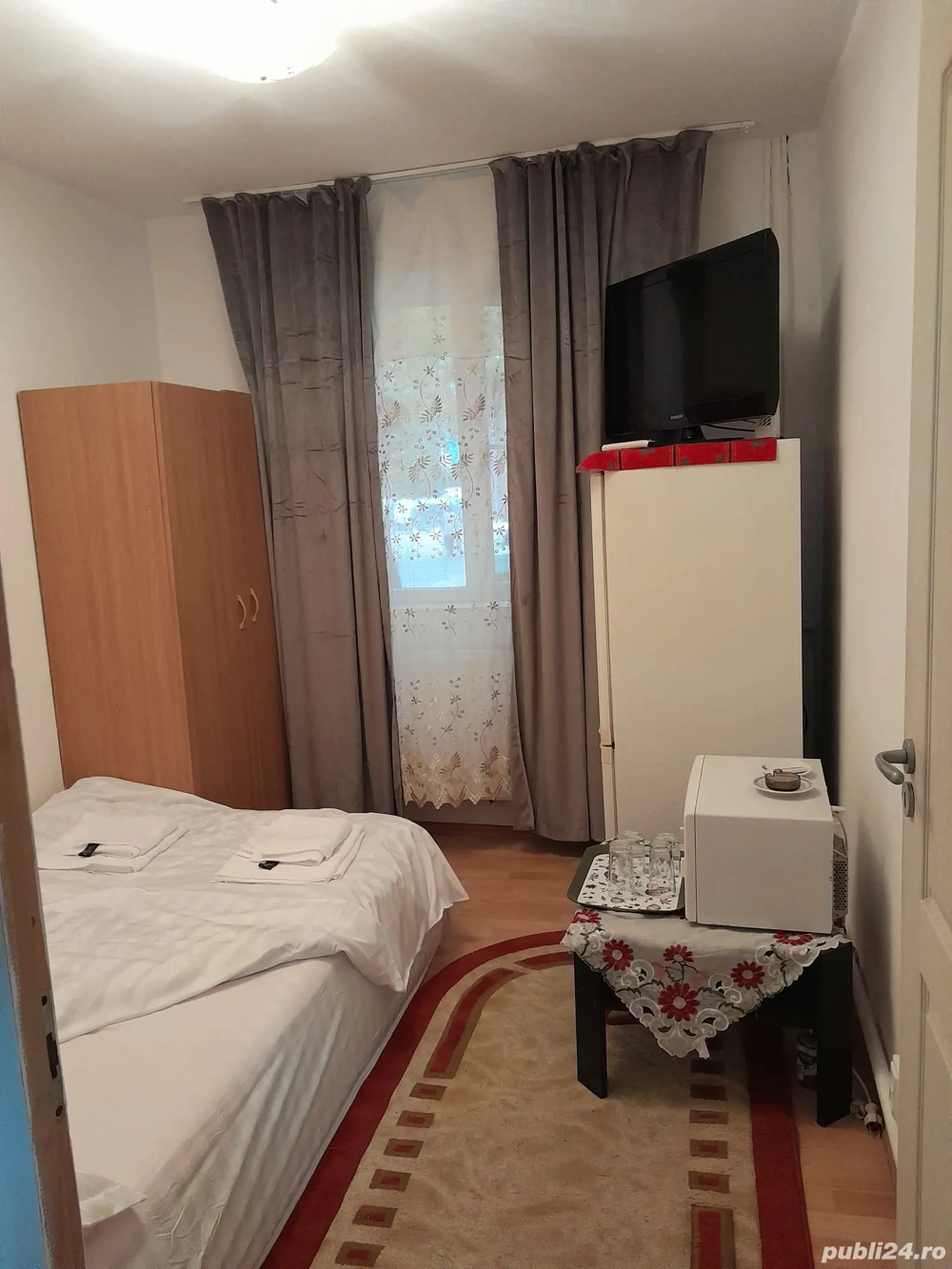 Inchiriez garsoniera regim hotelier 