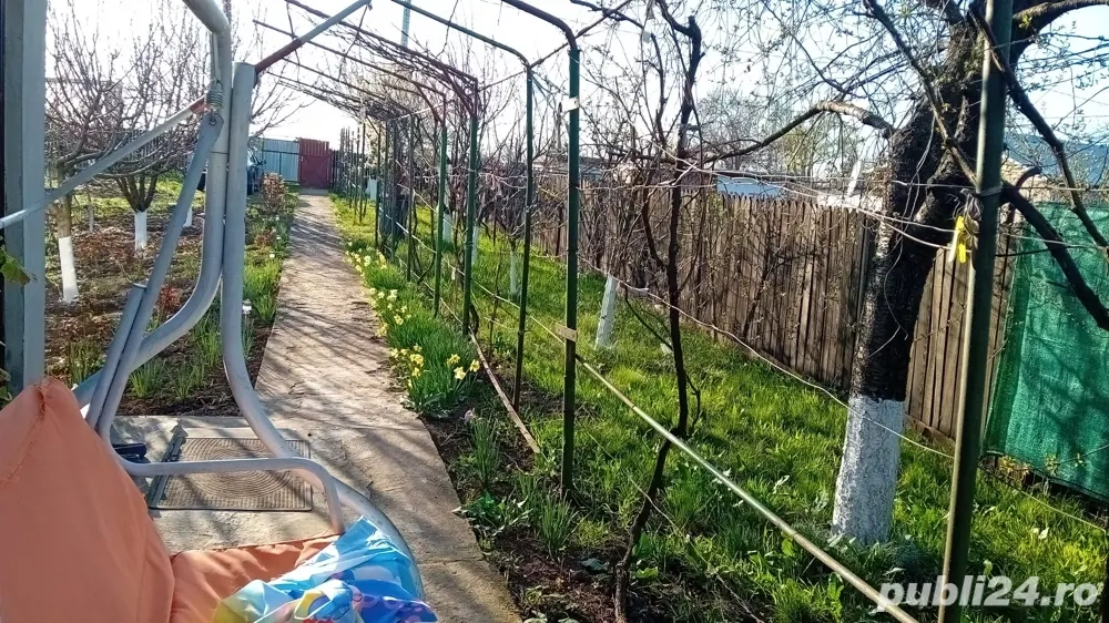 De vanzare casa cu 2000m patrati