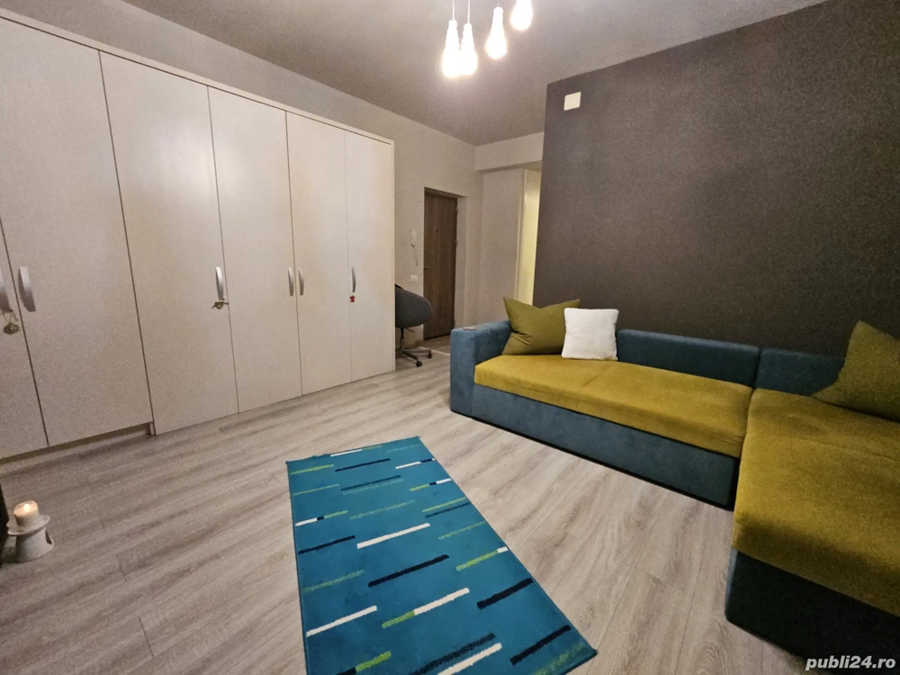 De vanzare apartament cu 3 camere decomandat Giroc