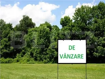 Teren intravilan 4500 mp, front 22 ml, zona Salcea - Suceava
