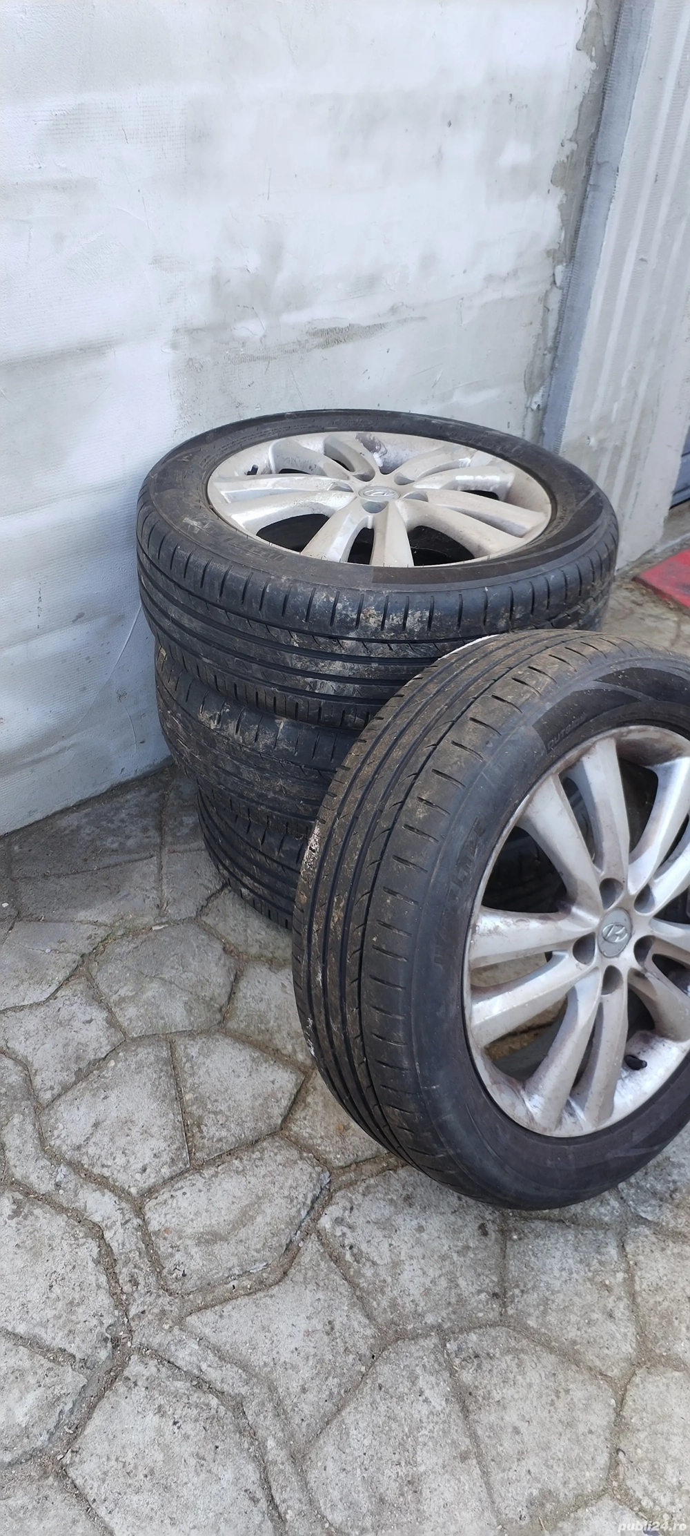 Vand jante cu cauciucuri de vara 