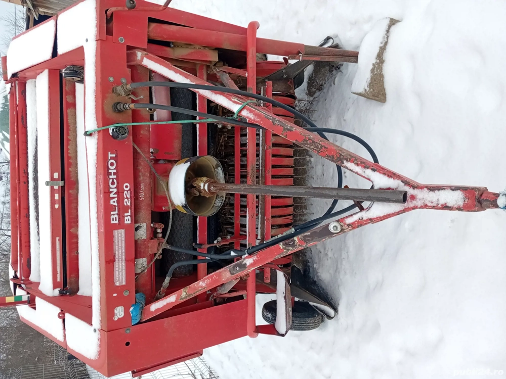 Balotiera rotunda si dreptunghilara welger ap 45 