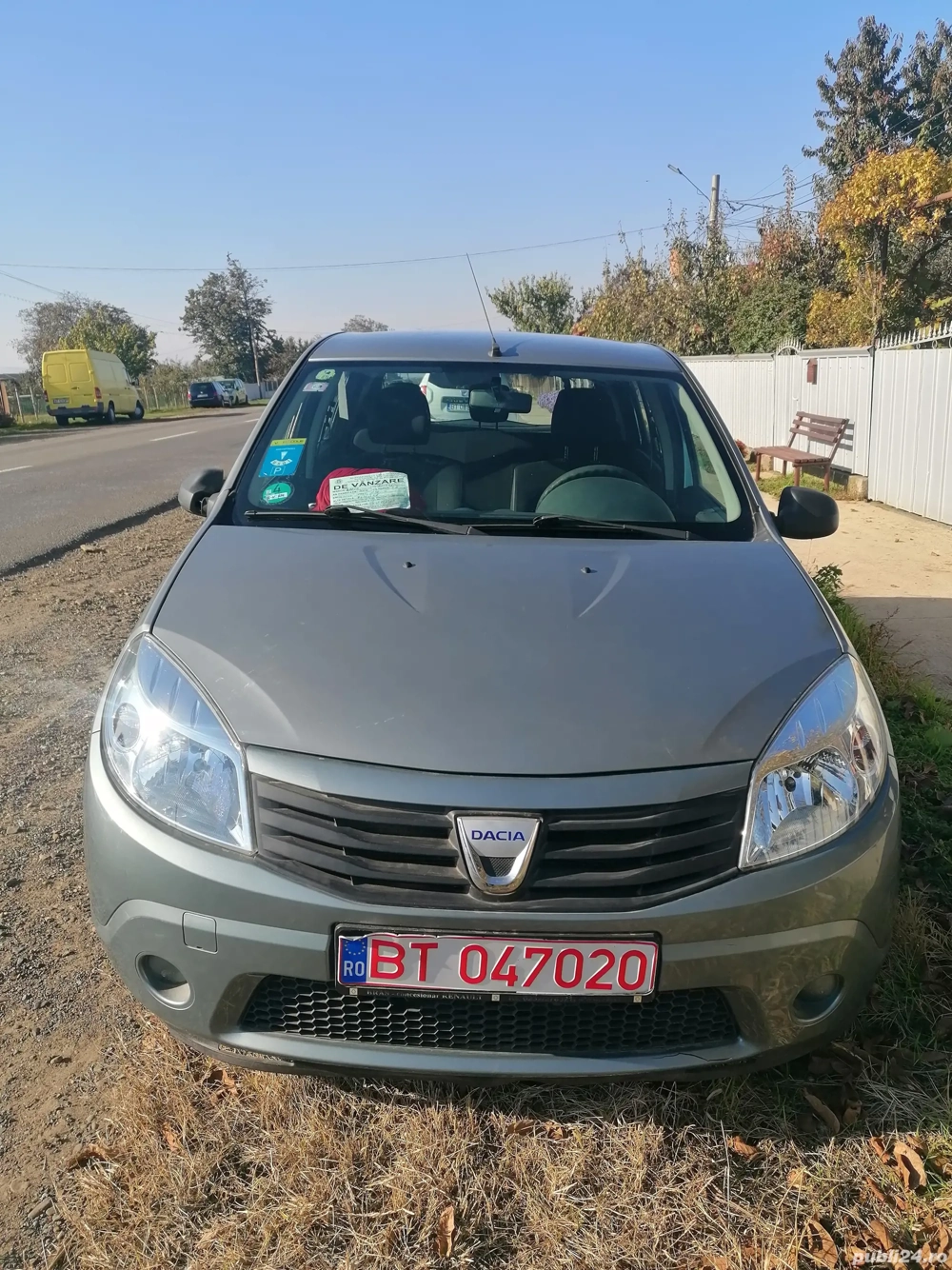 Doar 2000 euro Dacia Sandero 1,2 benzina din 2009
