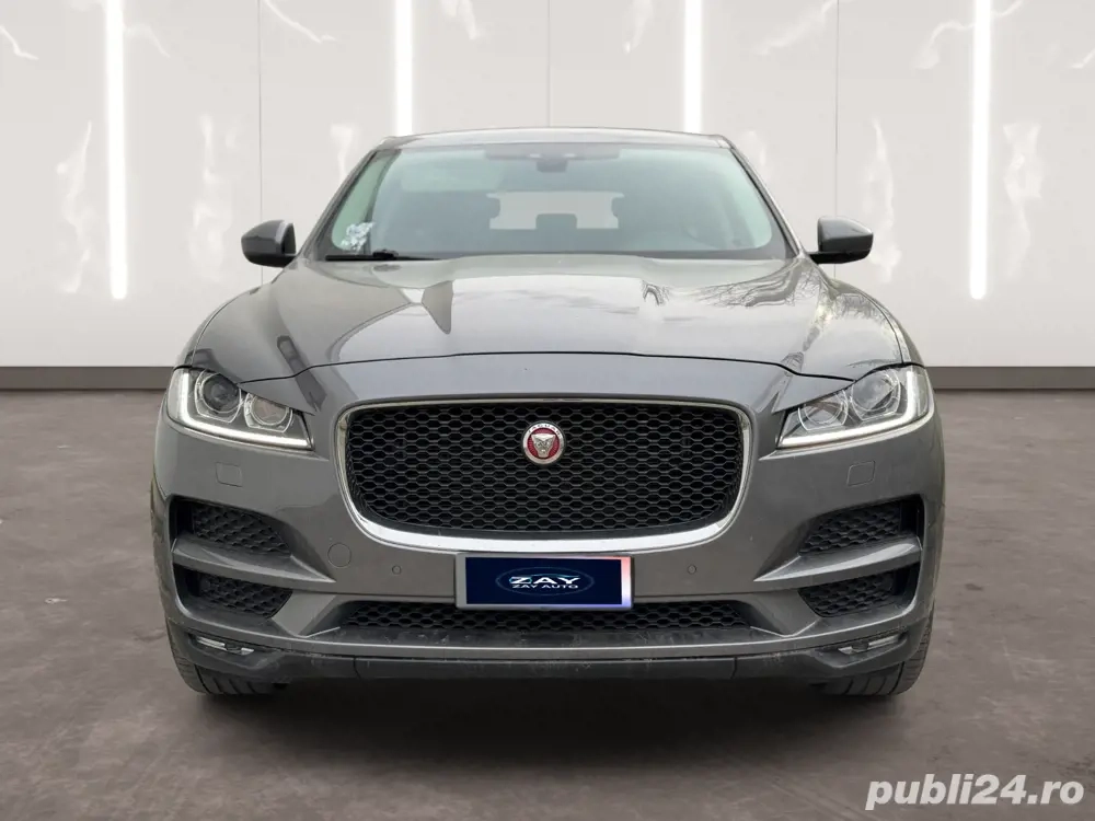 Jaguar F-Pace Prestige - diesel, automat 4x4