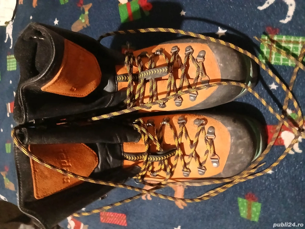 Bocanci de protecție cu bombeu metalic   aproape noi