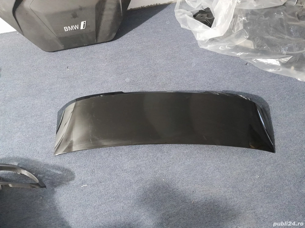 Eleron haion 51627305042 BMW I3 X5 G05 Original in buna stare.