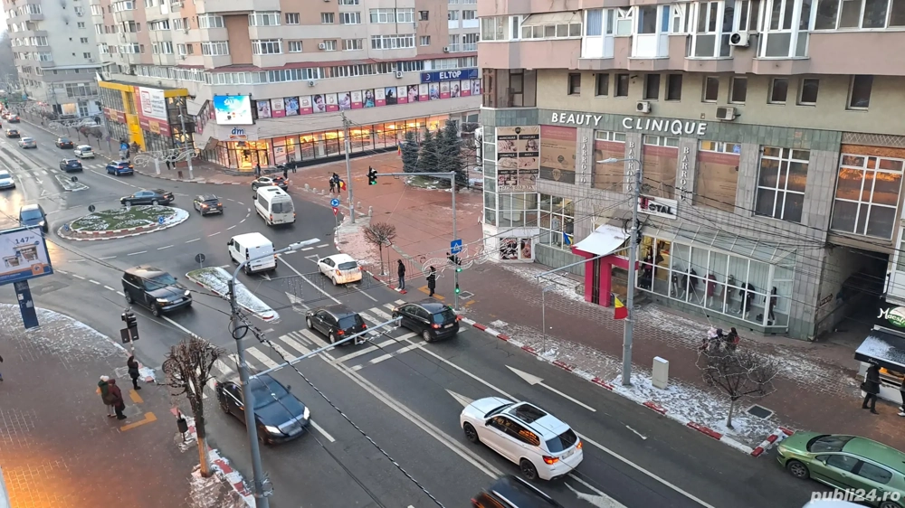 Închiriez apartament 2 camere ultracentral 