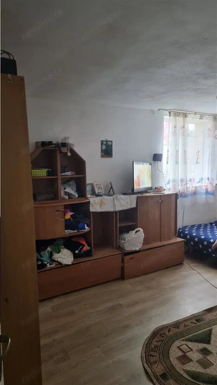 Vila P+E+M cu garaj și bucătărie de vară in Păușești-Măglași