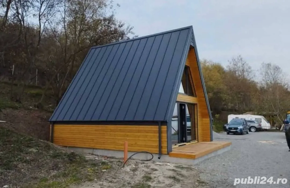 Căsuțe pe structura metalica   învelite cu panau de 20cm pentru comenzii și detalii sunați ma 