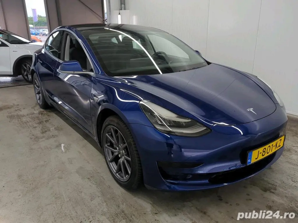 Tesla Model 3 - Ca noua!