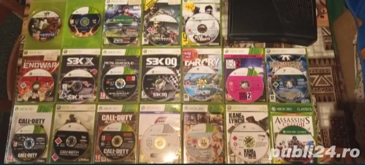 Vând Xbox 360 impecabil