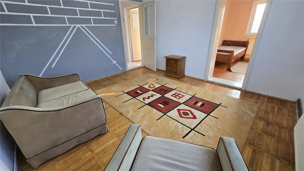 Apartament 3 camere  Suceava Molid De Vanzare!