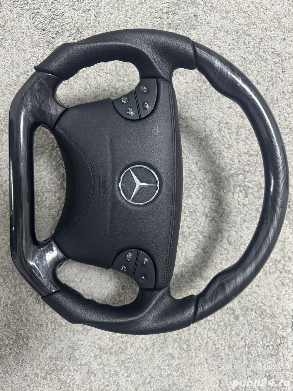 Volan mercedes w210 custom made AMG Lemn Predare personală București preț fix Prezintă zgârieturi fi