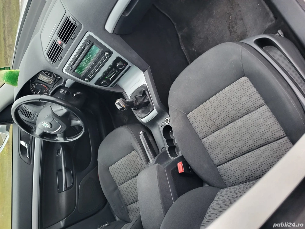 Skoda octavia      .