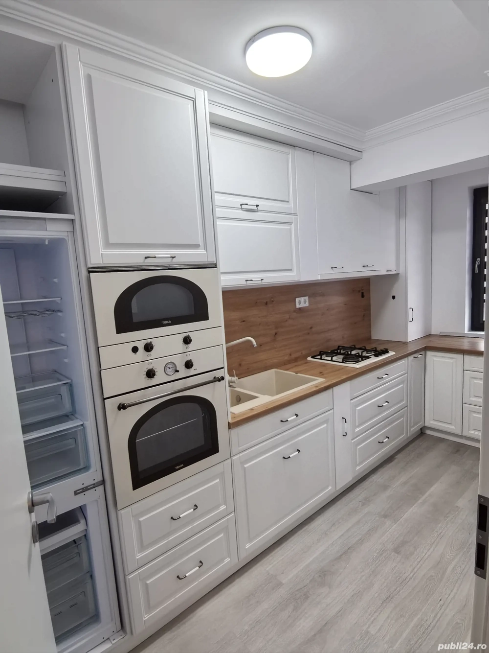 Inchiriere studio modern Otopeni 2500 ron,complex natatie 