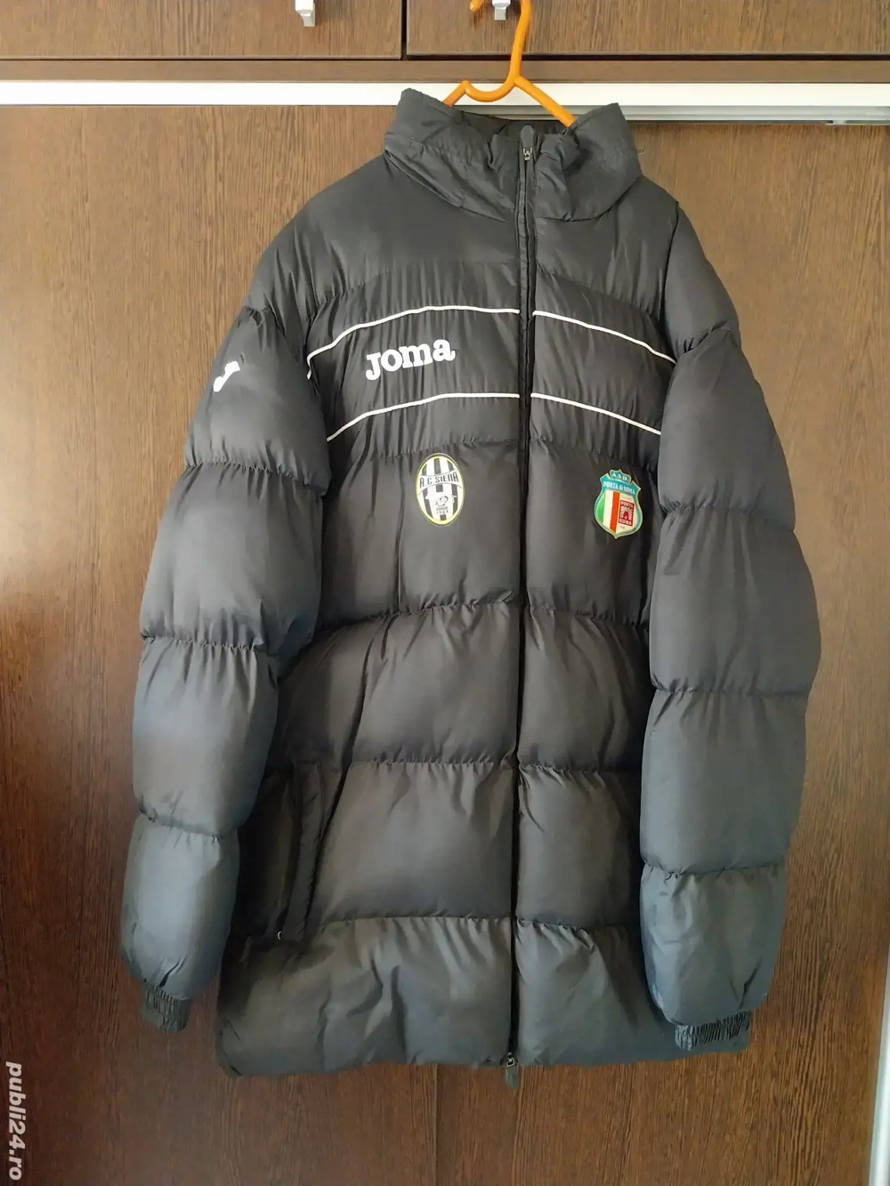 Geaca  scurta matlasata originala Joma