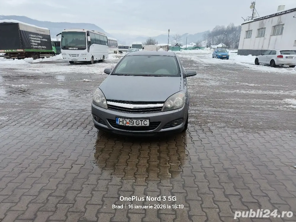 Opel Astra H GTC