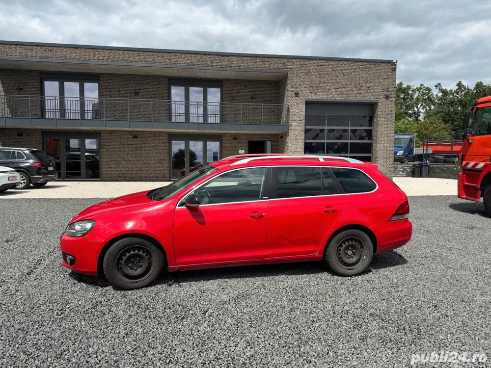 Golf 6 variant 1,6 TDI.