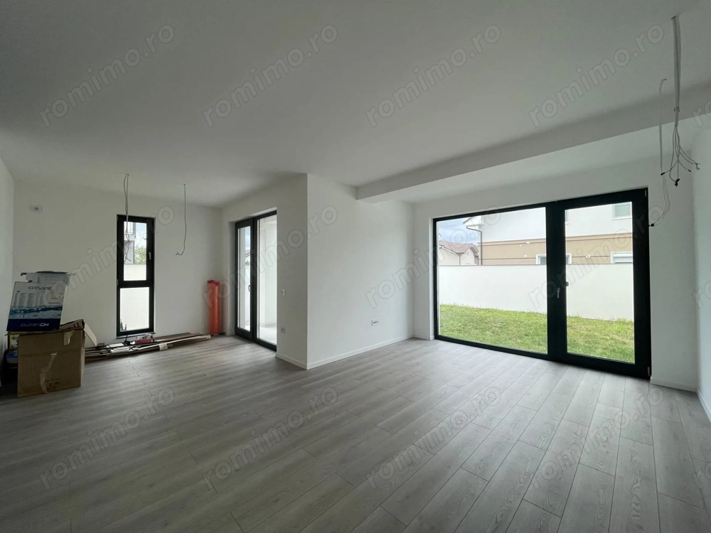 Duplex modern cu 4 camere și toate utilitățile în Moșnița Veche