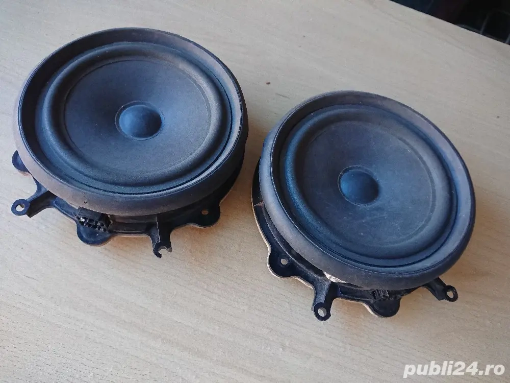 Difuzoare ușă audi a4 