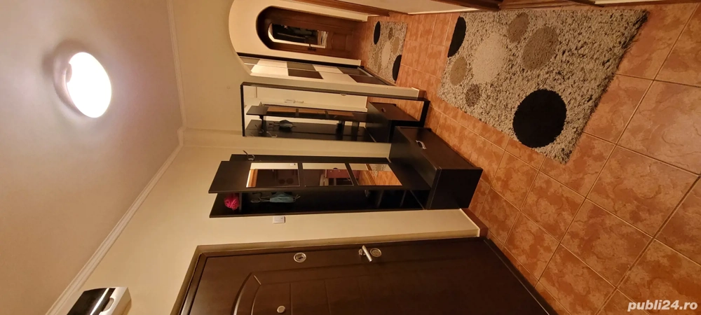 Inchiriez apartament cu 3 camere, Calea Calarasilor nr.323, bloc D2( in zona Kauffland Viziru)