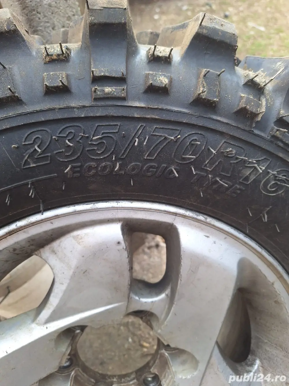 Cauciucuri 235/70 R16