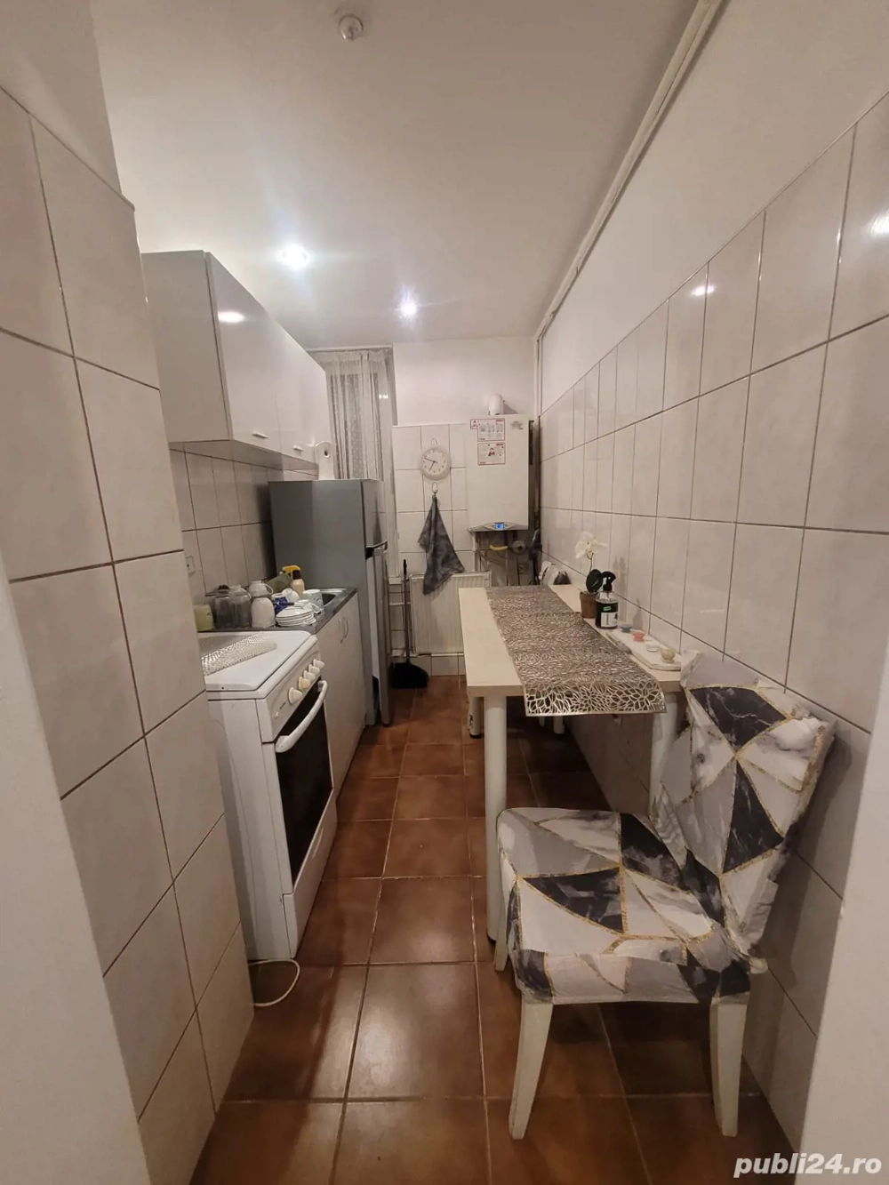 Proprietar închiriez apartament 2 camere, ultracentral, complet mobilat și utilat