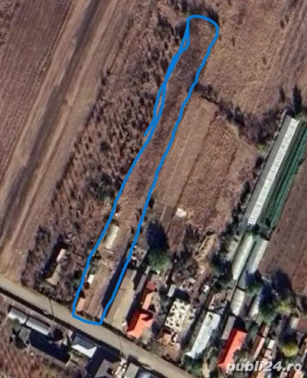Casa mica demolabila, teren 2600 m2