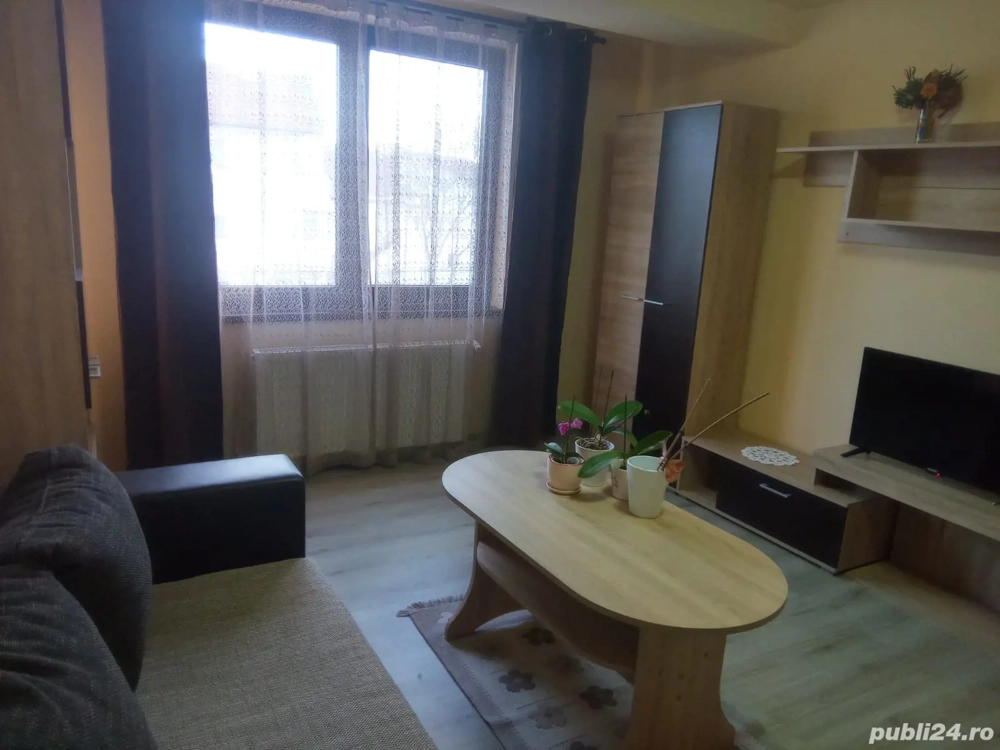 Apart doua camere,bloc nou,langa LIDL Obcini