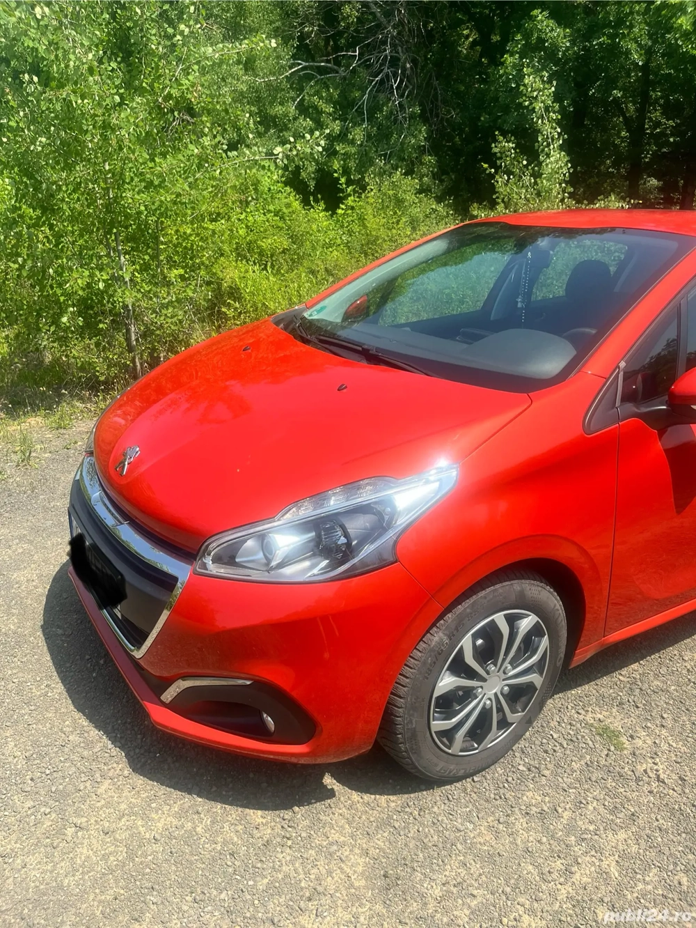 Peugeot 208 1.2 benzina