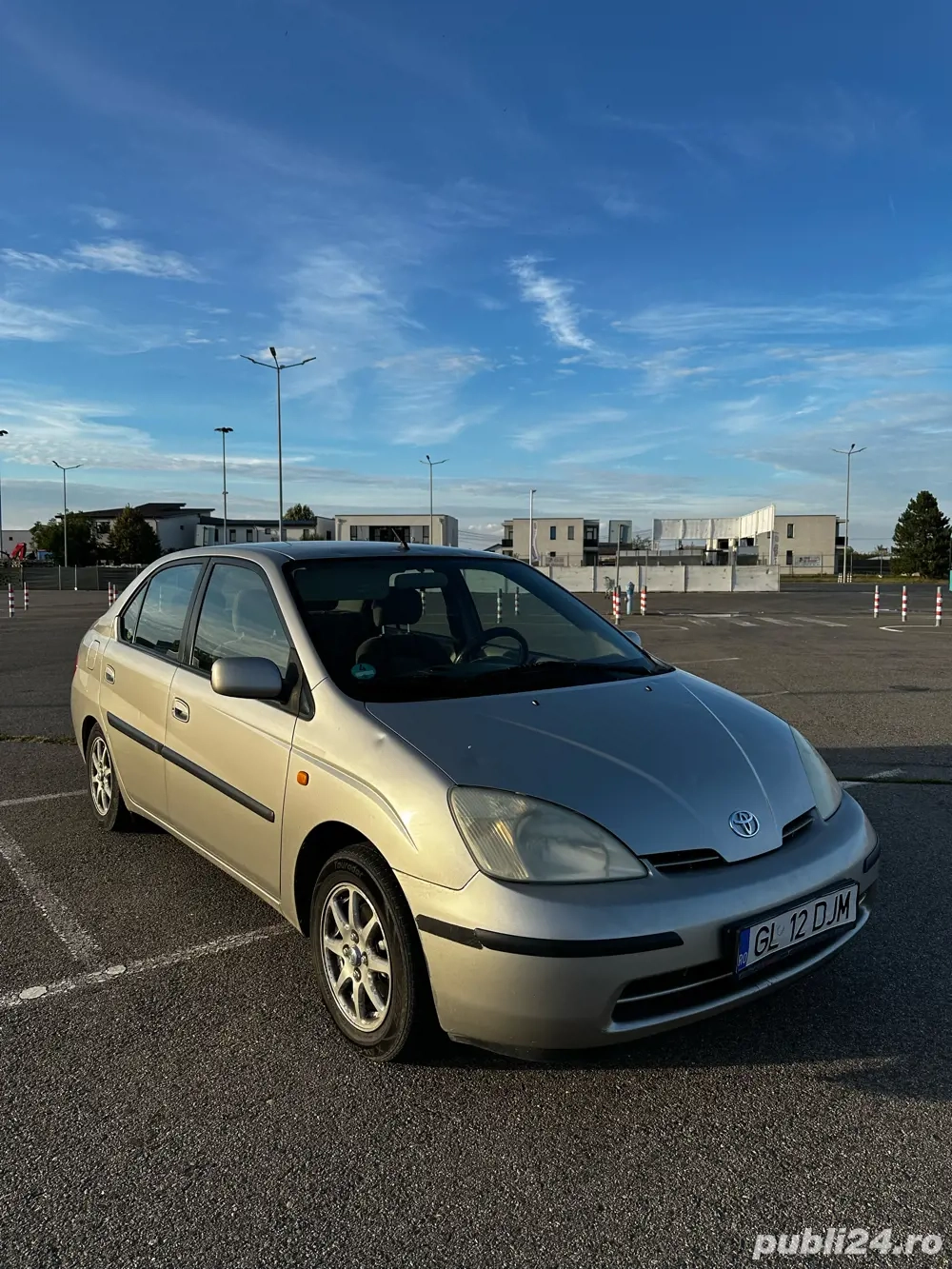 Toyota Prius din prima generație (NHW11, an 2001)