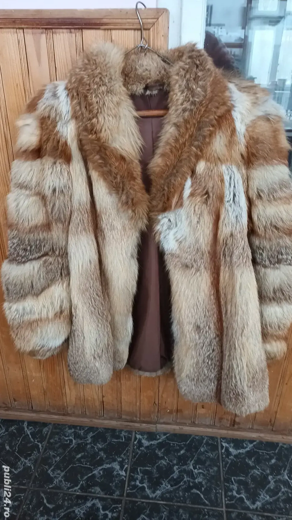 vand blana vulpe rosie