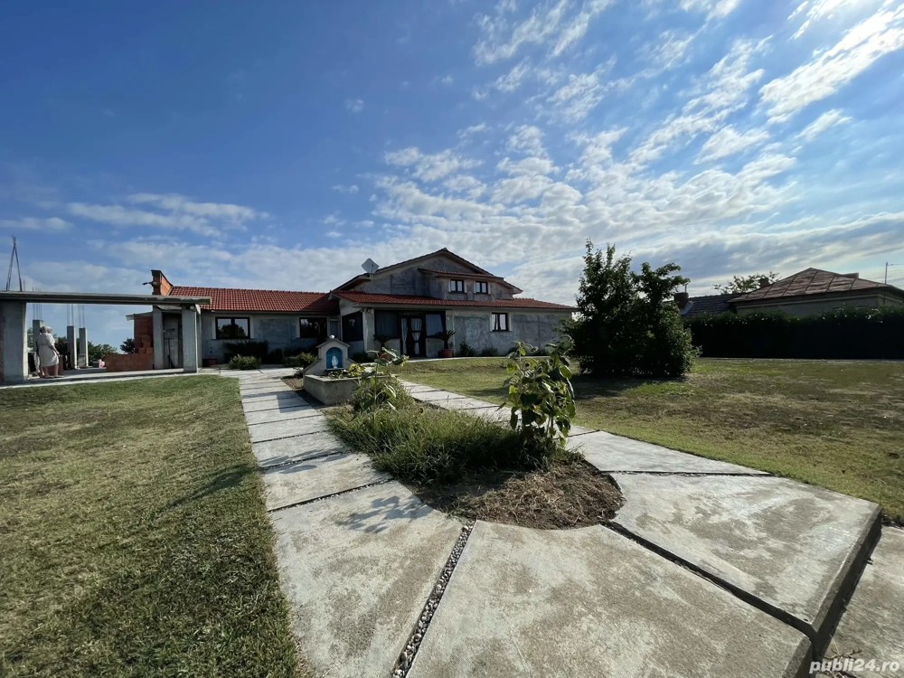 Vila P+M, an 2021, teren 3600 mp, D=50 m, Brancoveni