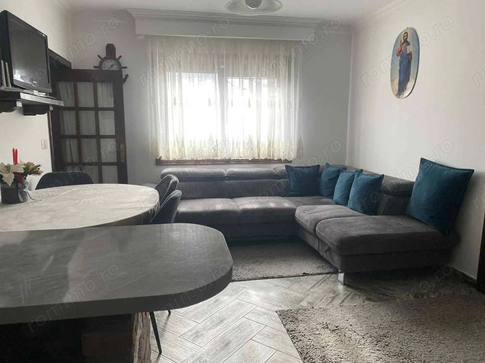 Casă de vânzare în comuna Costache Negri