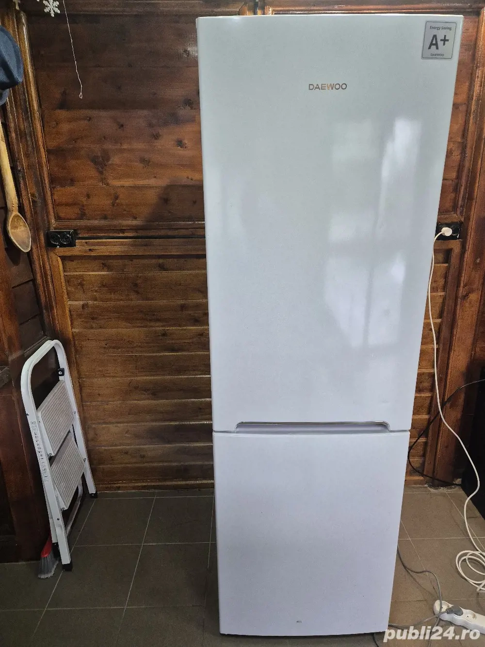 Combina frigorifica Daewoo A +