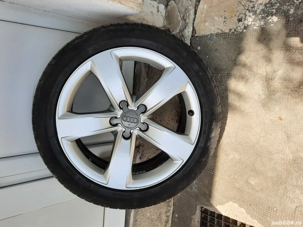 Vând 4 jante Audi pe 18!!!300 de euro !