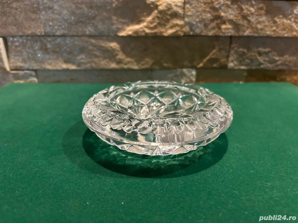 Scrumieră Masivă de Colecție   Cristal de Plumb (Bleikristall)   Diametru 13 cm