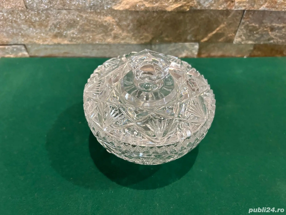 Zaharniță de Colecție cu Picioare și Capac   Cristal de Plumb (Bleikristall)   Diametru 11.5 cm
