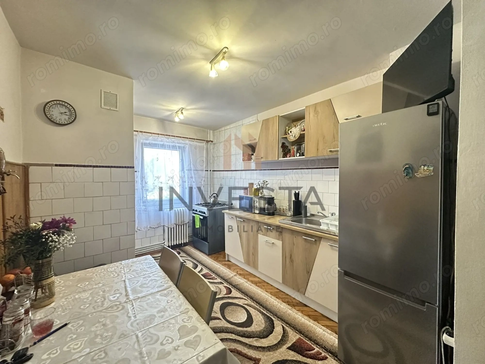 Apartament 3 camere decomandate la super pret Manastur!