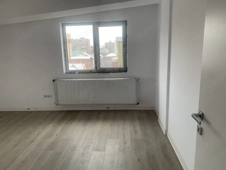 Apartament 4 camere decomandat, NOU, George Enescu