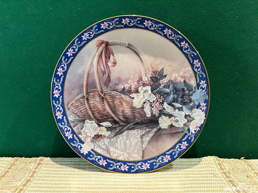 Farfurie de Colecție Irises   Lena Liu s Basket Bouquets   Bradex