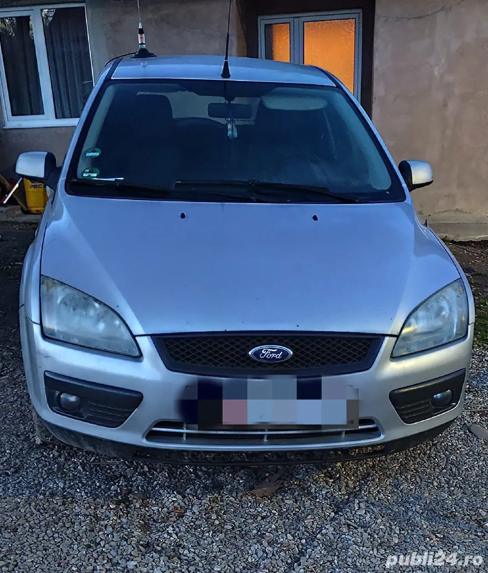 dezmembrez Ford focus 2 