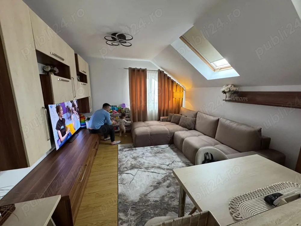 Apartament cu 3 camere 