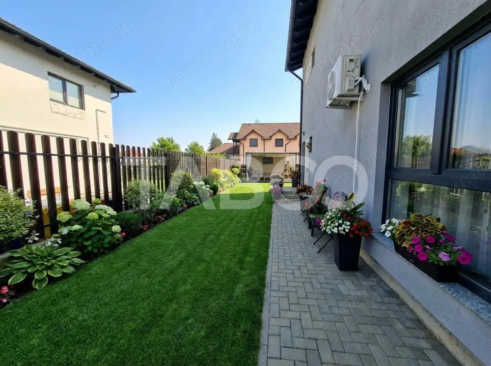 Casa de locuit + spatiu comercial de vanzare in Cisnadie