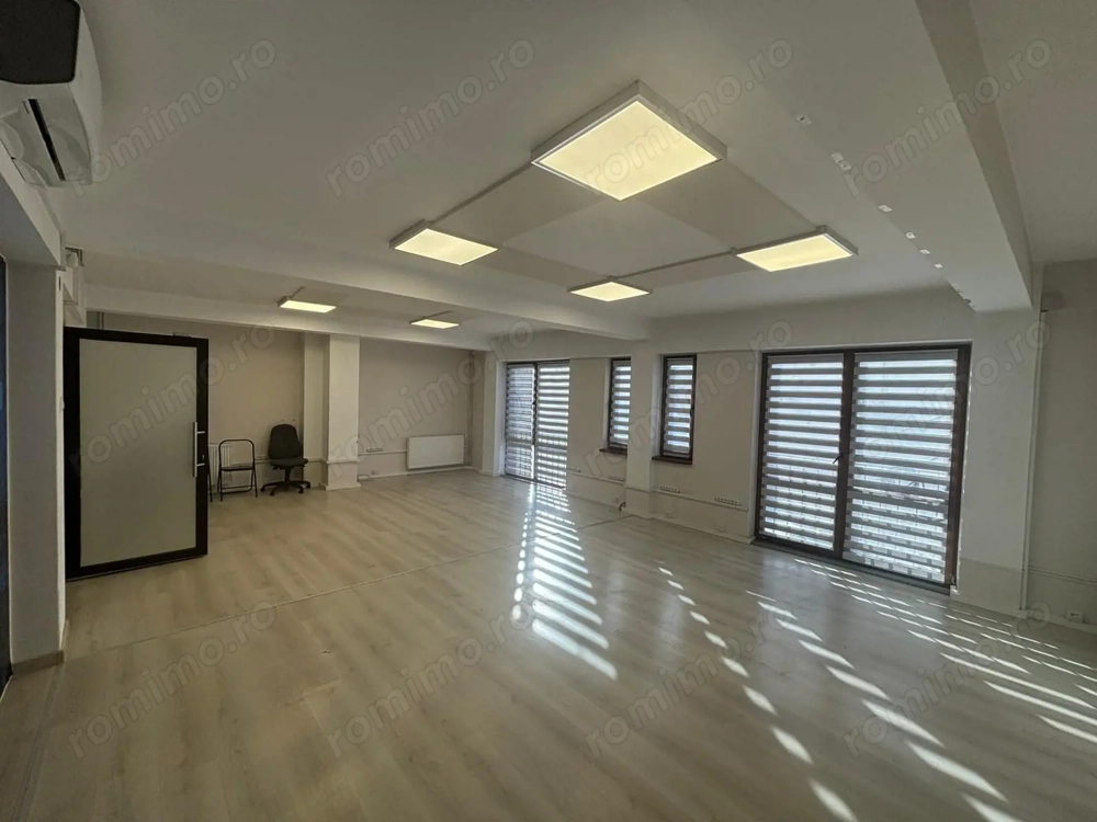 Central - Inchiriere spatiu birou + loc de parcare - Str. Morii
