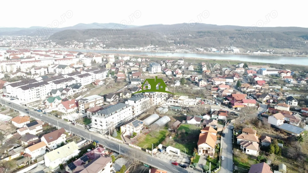 APT. decomandat -2 camere la Parter inalt in BL.Nou-str.Ostroveni