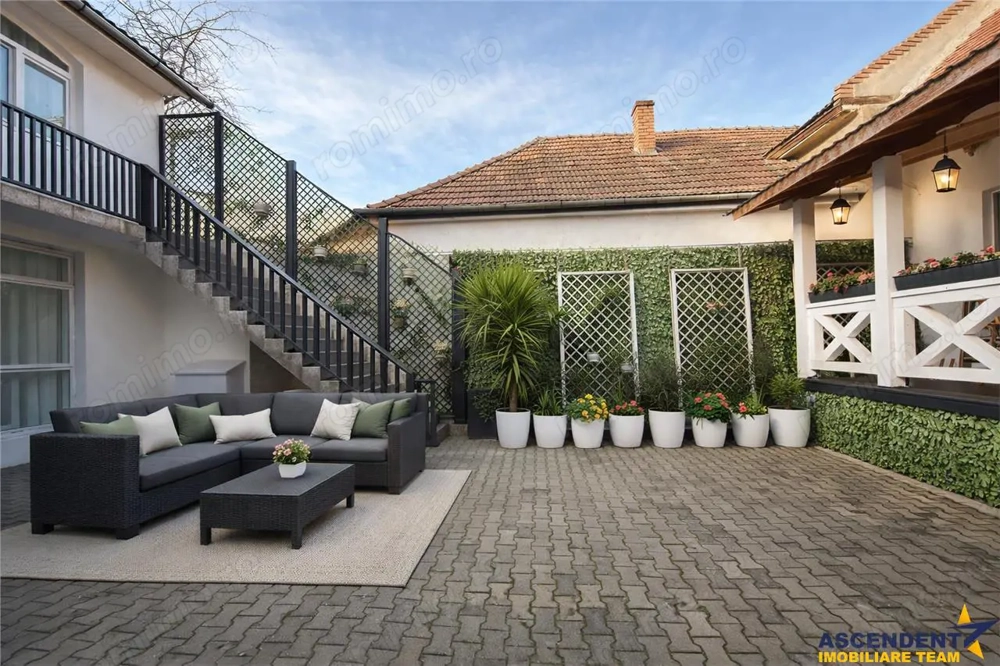 FILM  3D!Proprietate duala distinctiva: showroom,birouri,locuinta,venit pasiv, infrastructura comple