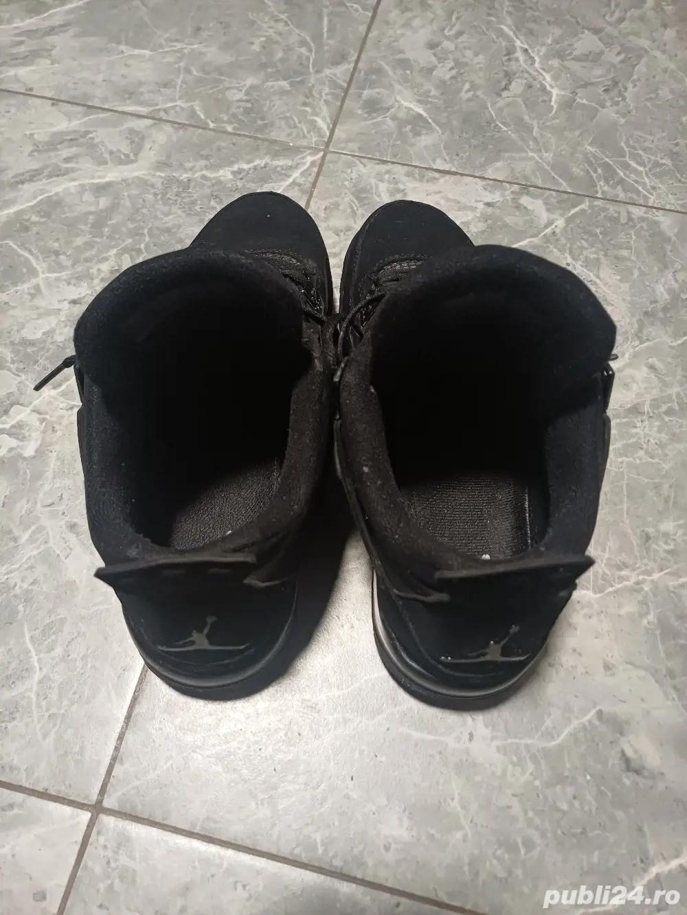 Jordan 4 Retro Black Cat 