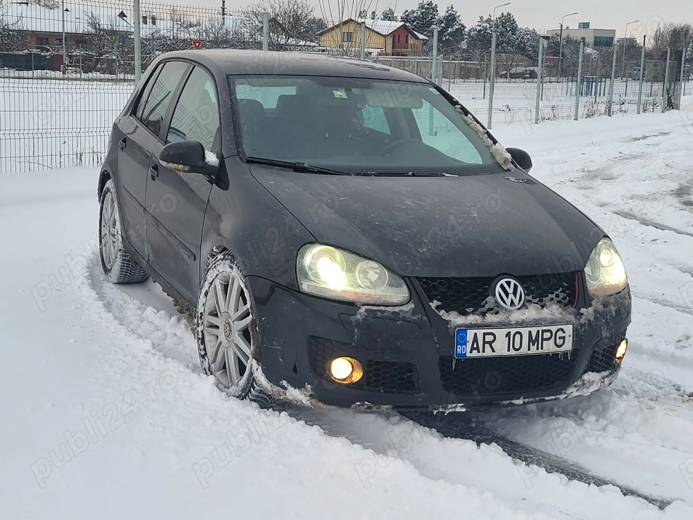 Vând golf5 4x4,1.9tdi an 2005