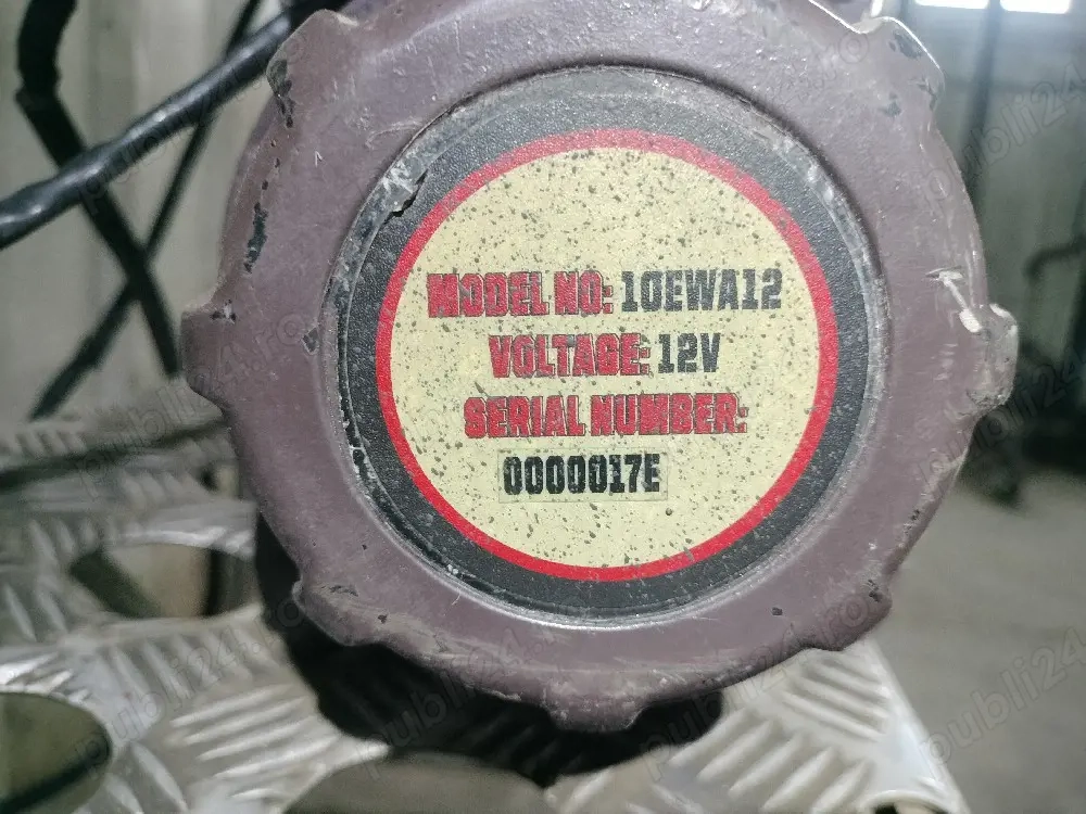 vand troliu cu doua motoare